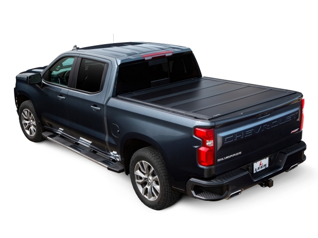 LEER HF650M Folding Tonneau Cover [67.1 INCHES] (2015-2024 Ford F-150)